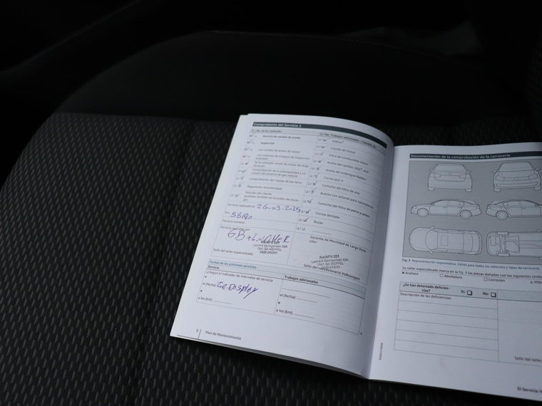 Vehicle Image 22