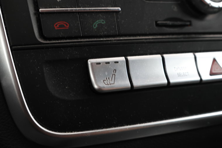 Vehicle Image 33
