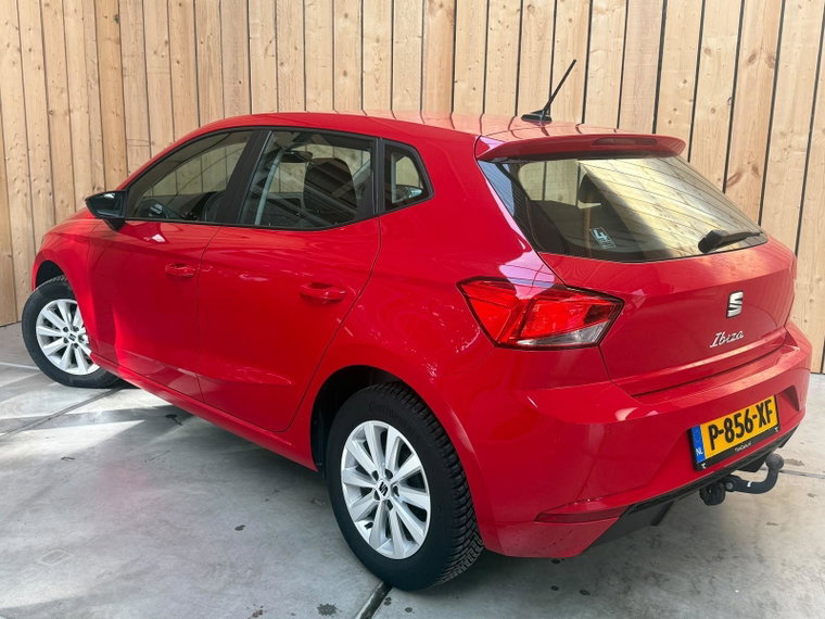 Vehicle Image 28