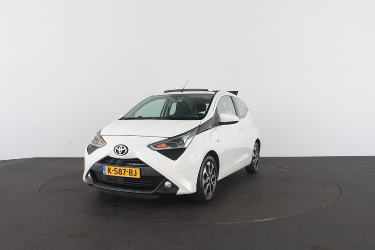 Vehicle Image 19