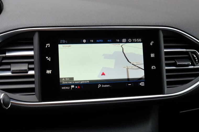 Vehicle Image 17