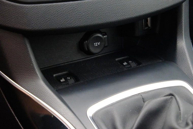 Vehicle Image 24