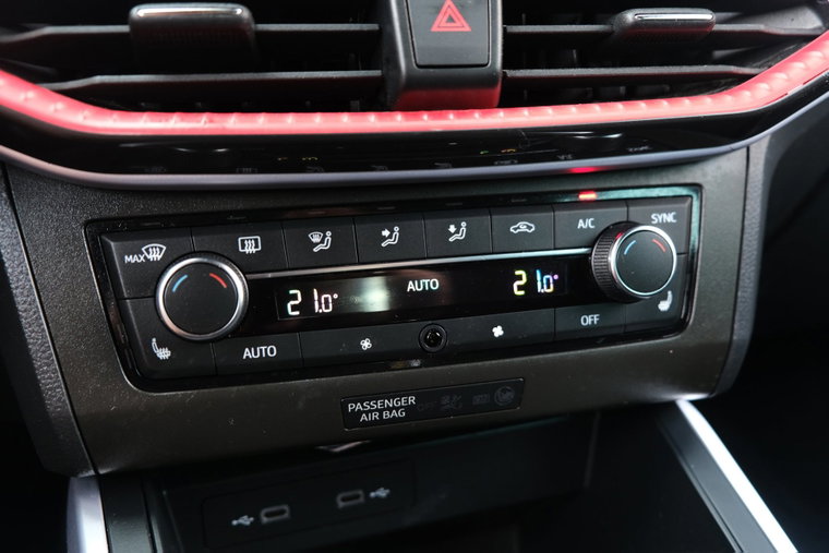 Vehicle Image 27