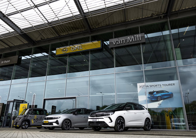 Vehicle Image 35
