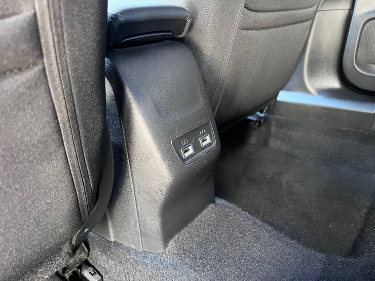 Vehicle Image 17