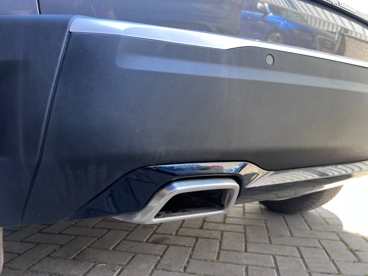 Vehicle Image 45