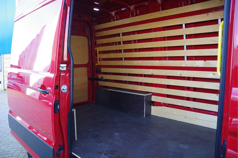Vehicle Image 38