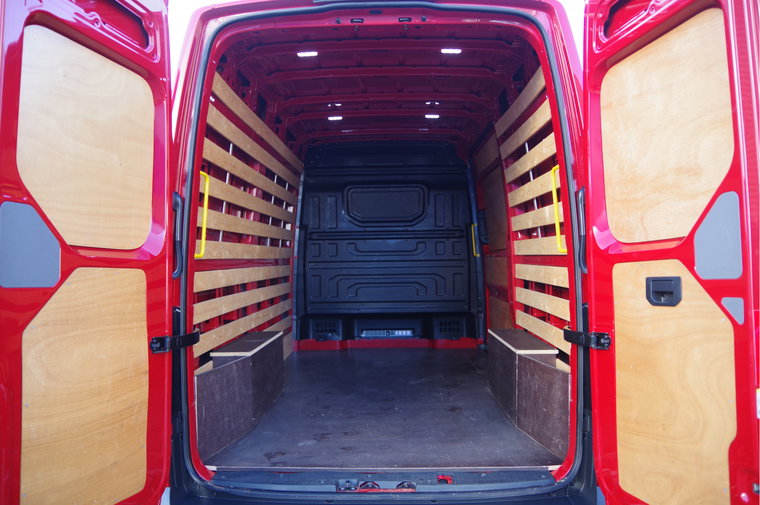 Vehicle Image 8