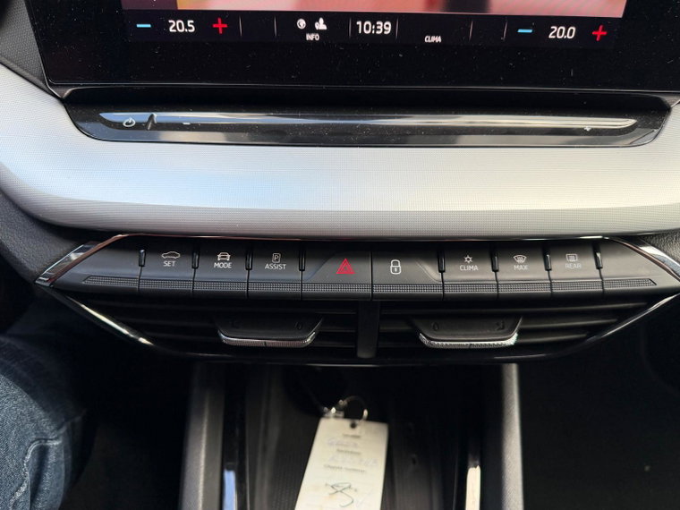 Vehicle Image 39