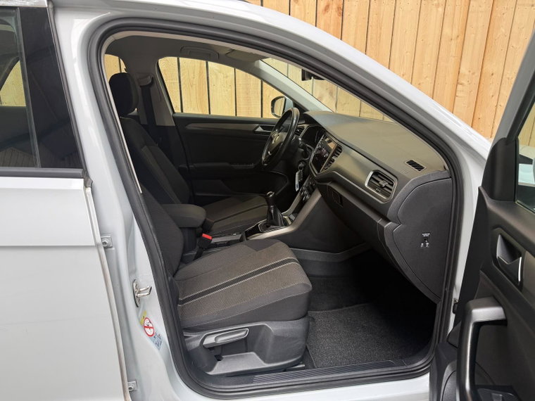 Vehicle Image 45
