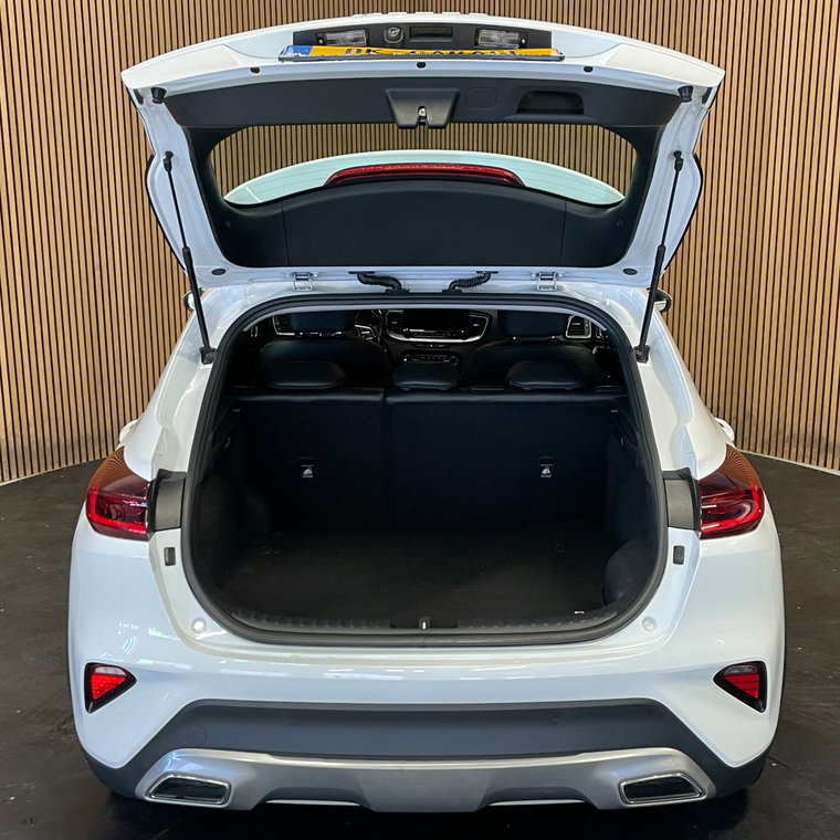 Vehicle Image 37