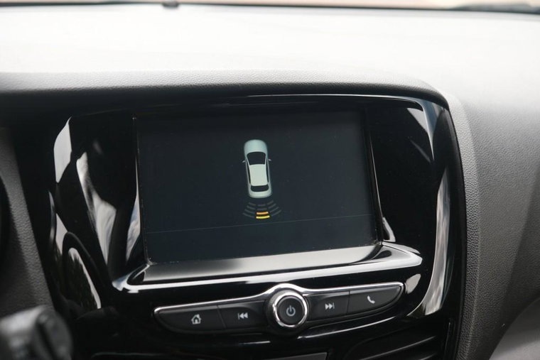 Vehicle Image 19