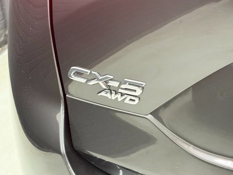 Vehicle Image 23