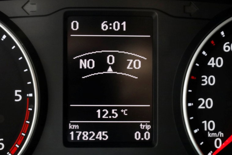 Vehicle Image 16