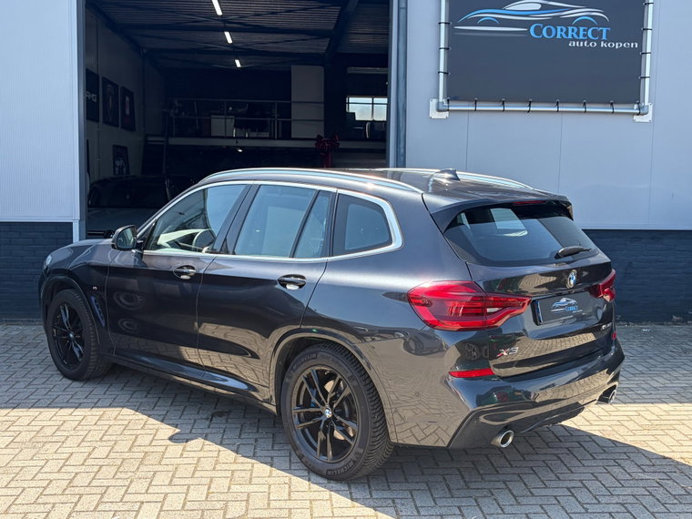 Vehicle Image 38