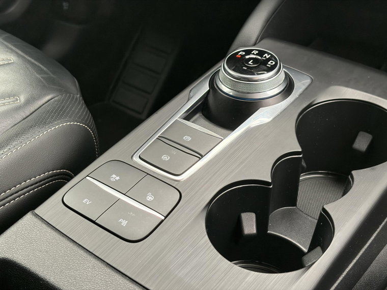 Vehicle Image 23