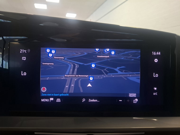 Vehicle Image 17