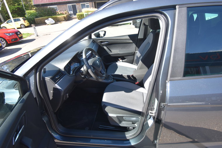 Vehicle Image 23
