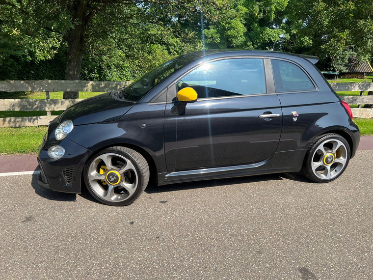Vehicle Image 28