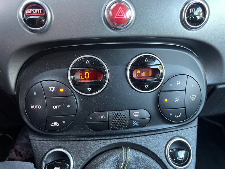 Vehicle Image 34