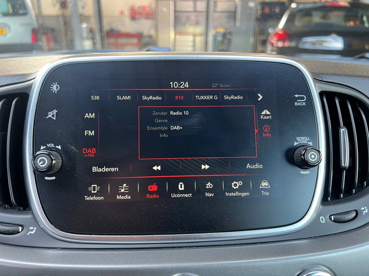 Vehicle Image 37
