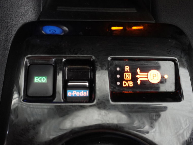 Vehicle Image 28