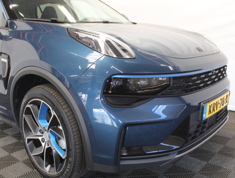 Vehicle Image 13