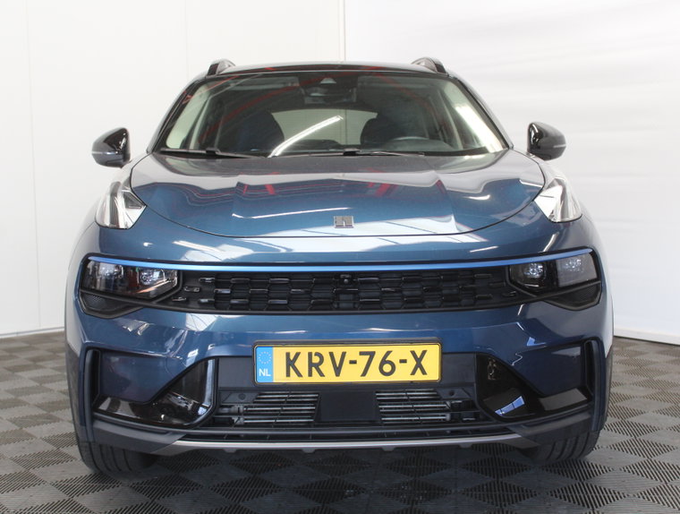 Vehicle Image 8