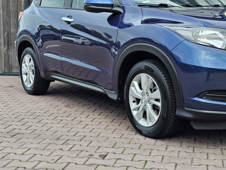 Vehicle Image 37