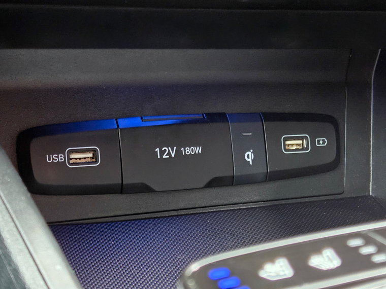Vehicle Image 33
