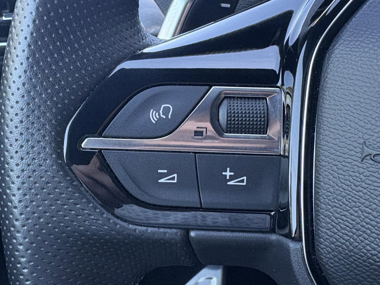 Vehicle Image 29