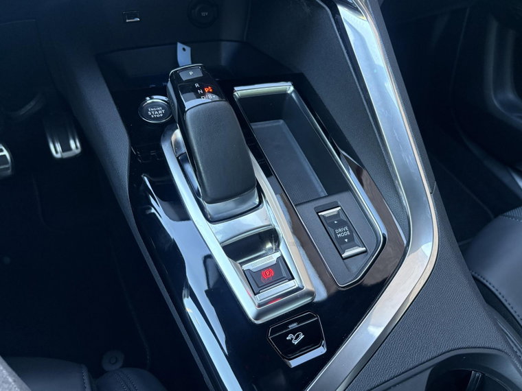 Vehicle Image 37