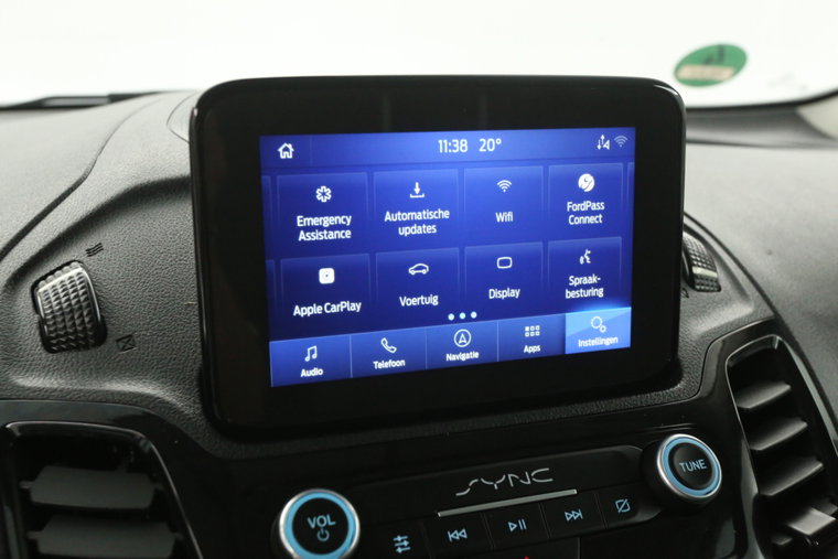 Vehicle Image 18