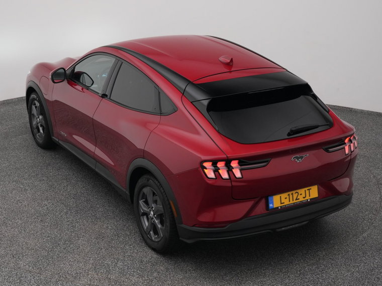 Vehicle Image 26