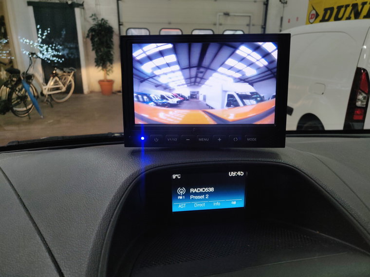 Vehicle Image 21