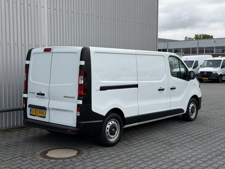 Vehicle Image 27