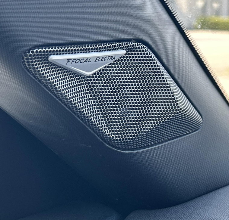 Vehicle Image 23