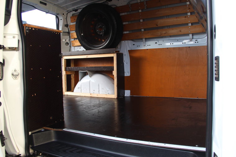 Vehicle Image 13