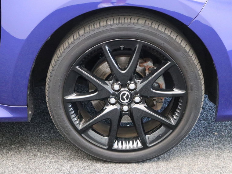 Vehicle Image 38