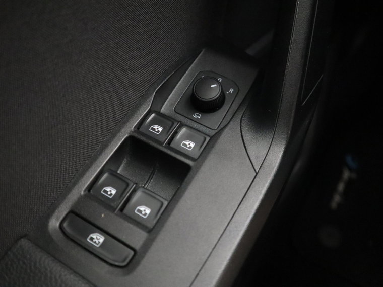 Vehicle Image 39