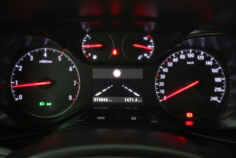 Vehicle Image 12