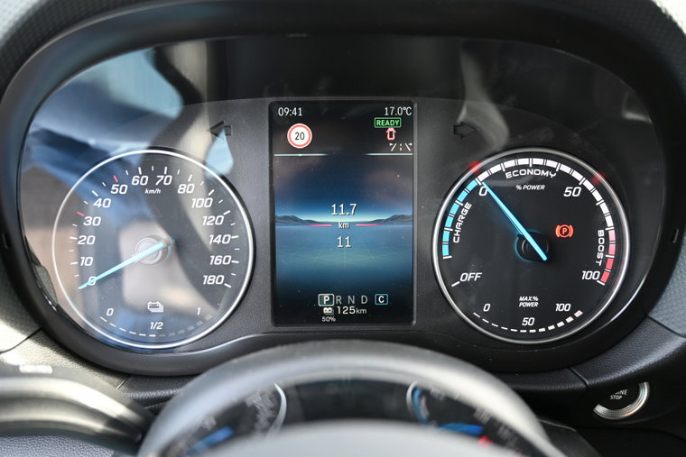 Vehicle Image 14