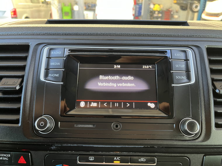Vehicle Image 38