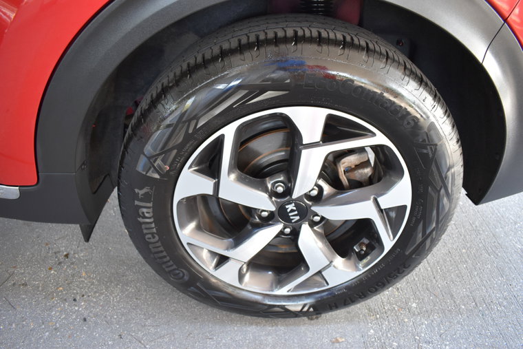 Vehicle Image 22