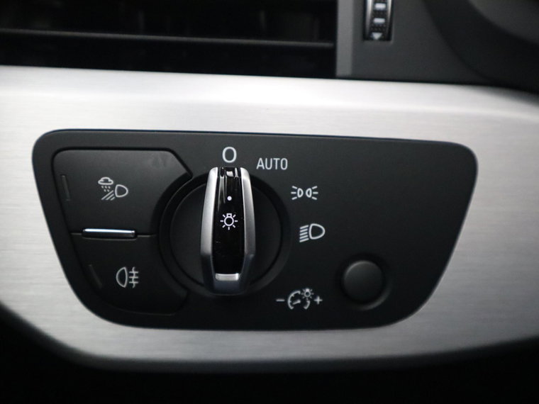 Vehicle Image 39