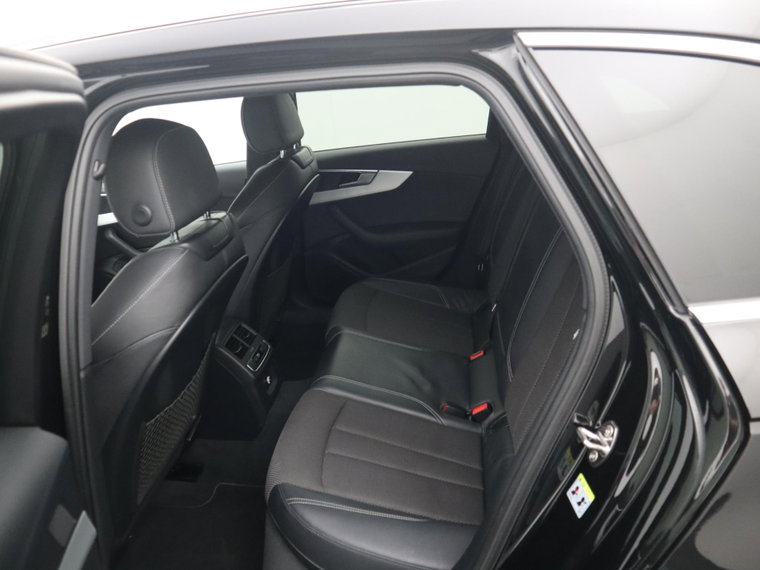 Vehicle Image 40