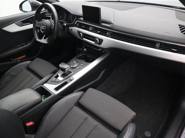 Vehicle Image 45