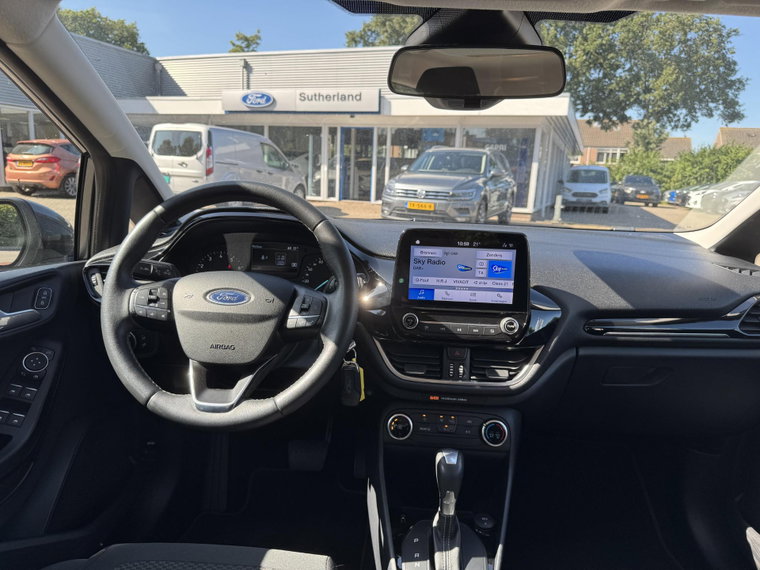 Vehicle Image 15