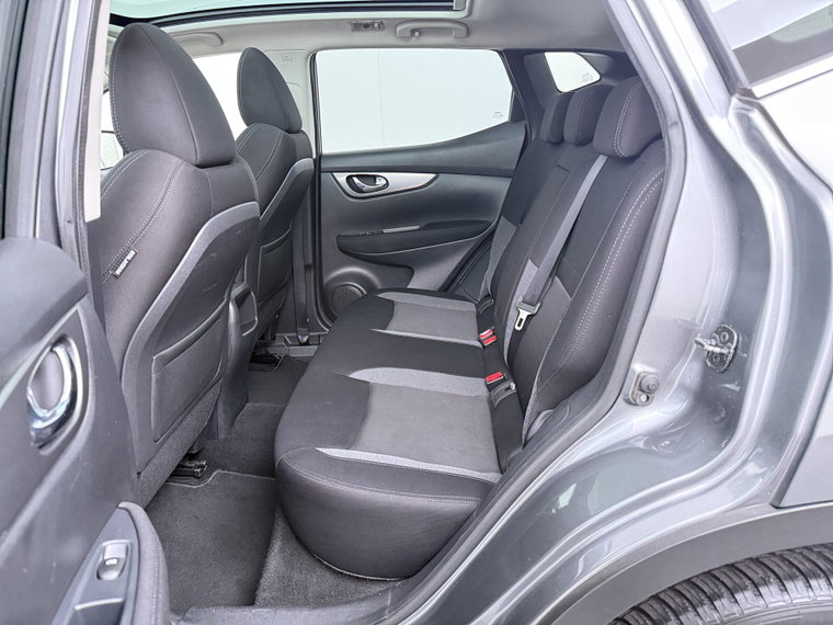 Vehicle Image 33