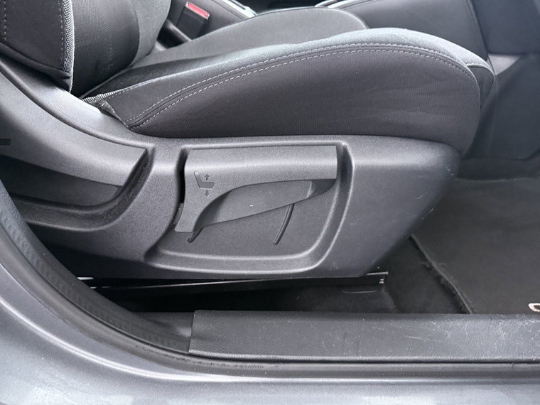 Vehicle Image 41